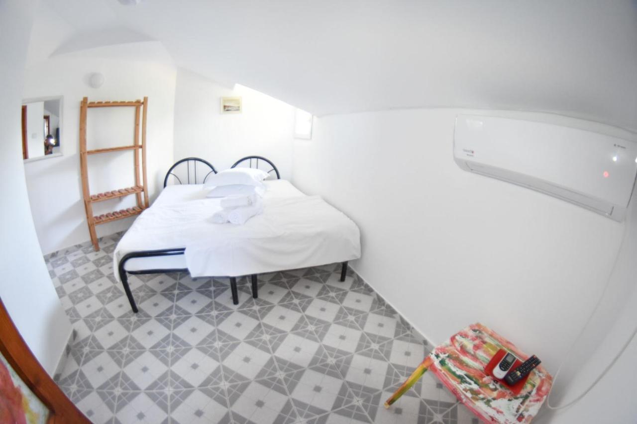 La Piovra Vama Veche Hotel Exterior foto